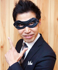 T石 氏